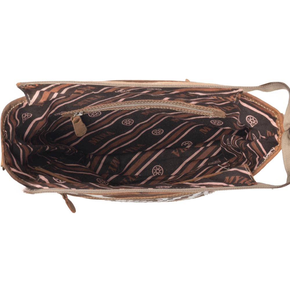Diamondback Trail Western Shoulder Bag- Brown